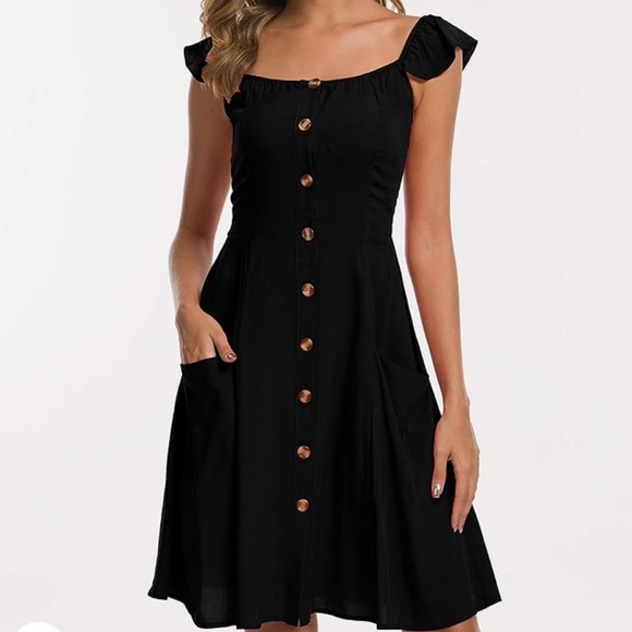 Black button dress - Picture 1 of 3